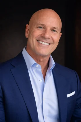 Martin Vesely - MEN'S CHANGE