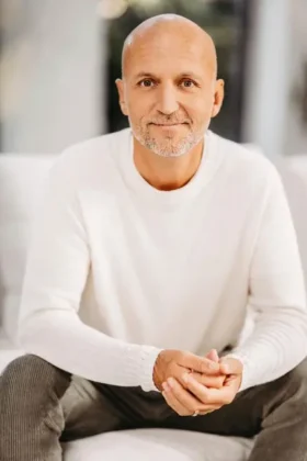 MEN'S CHANGE - Mario Kühnlein